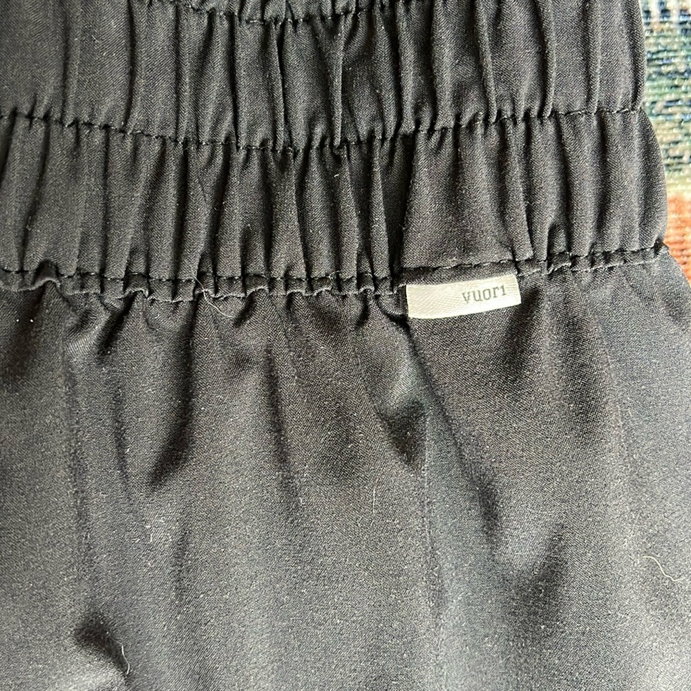 Villa Cargo Jogger. Women's Lightweight Joggers. Size women’s medium.